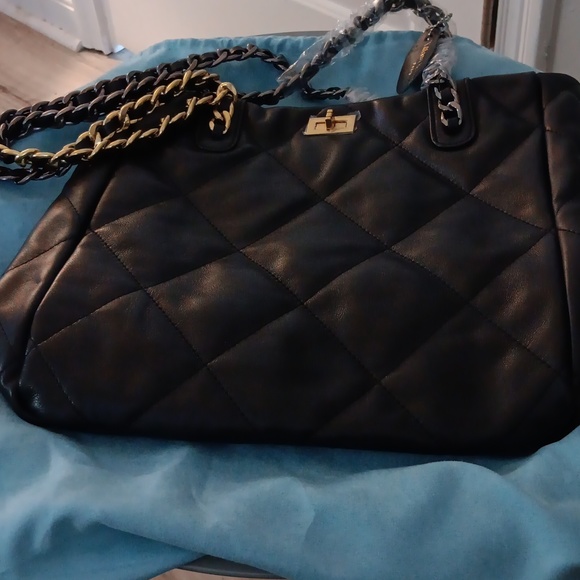 Sold - Picture 4 of 5